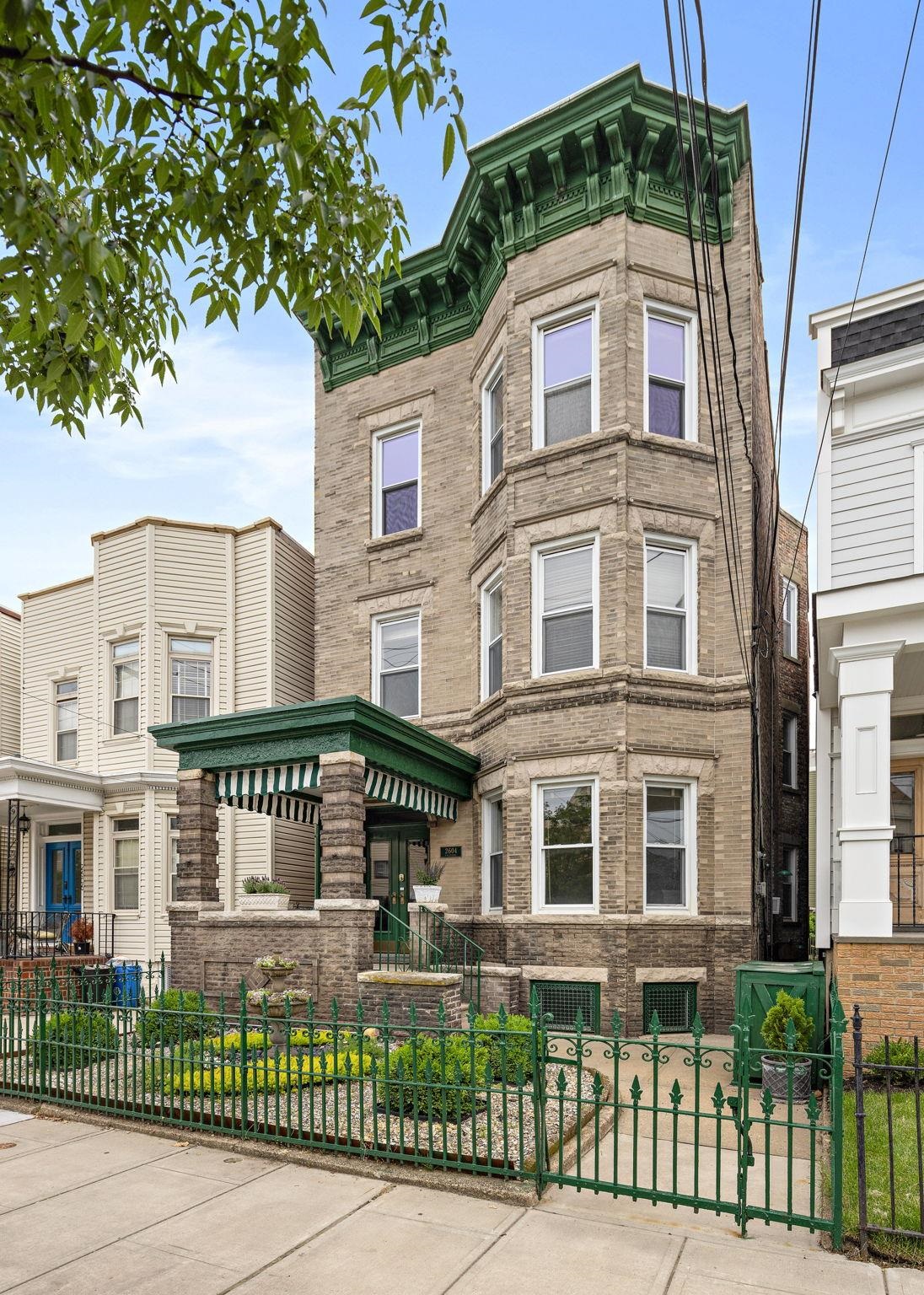 2604 Palisade Avenue Weehawken NJ 07086