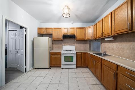 8222 Kennedy Boulevard North Bergen NJ 07047