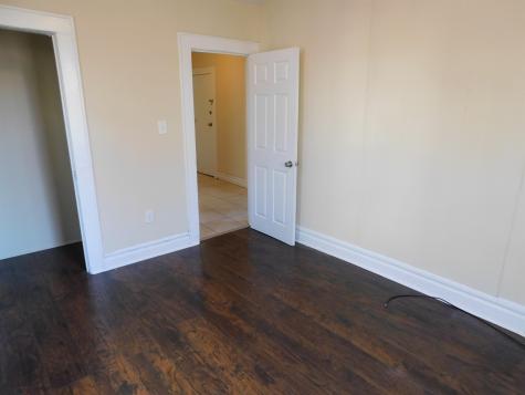282 Renner Avenue Newark NJ 07112-3227