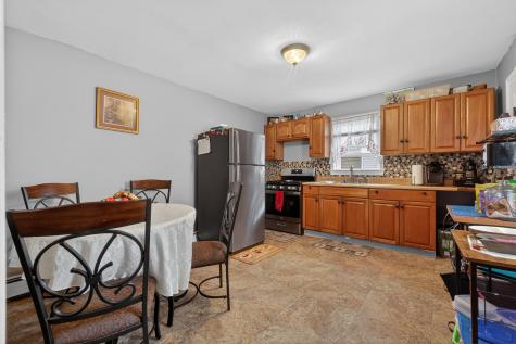 196 Broadway Bayonne NJ 07002