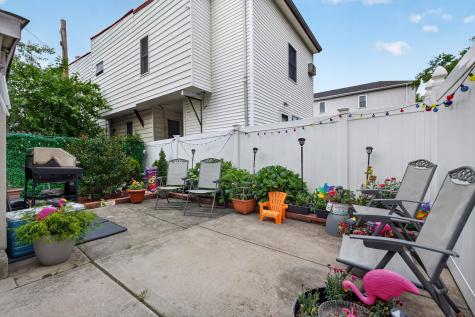196 Broadway Bayonne NJ 07002