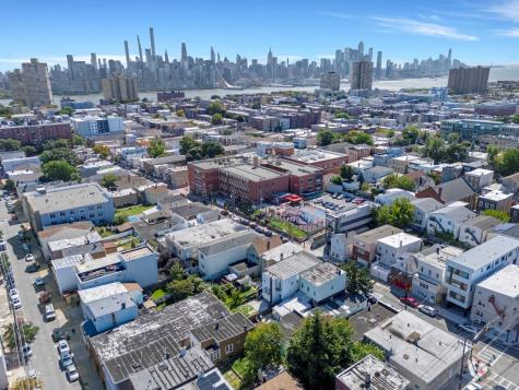 330 69th Street Guttenberg NJ 07093-2465