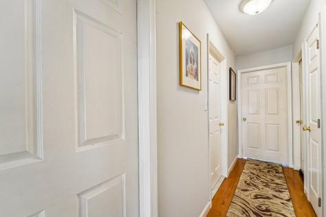 7108 Durham Avenue North Bergen NJ 07047