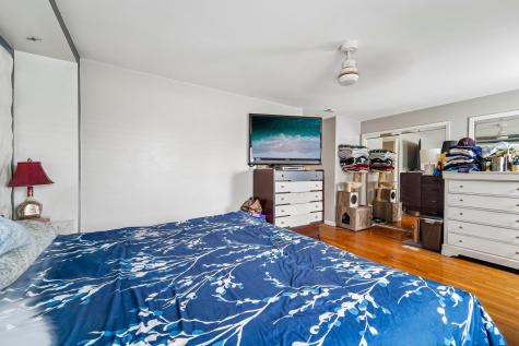 7108 Durham Avenue North Bergen NJ 07047