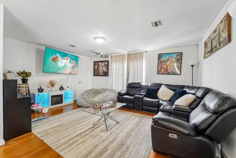 7108 Durham Avenue North Bergen NJ 07047