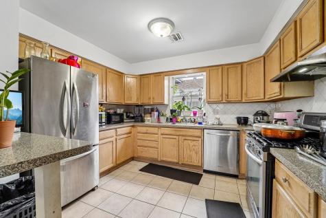 7108 Durham Avenue North Bergen NJ 07047