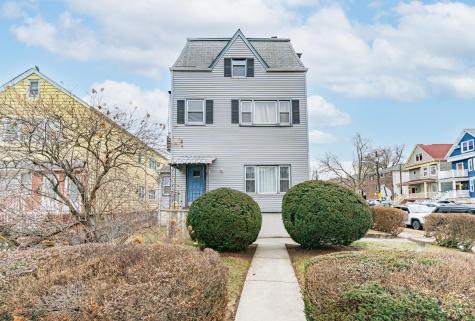 742 Avenue A Bayonne NJ 07002