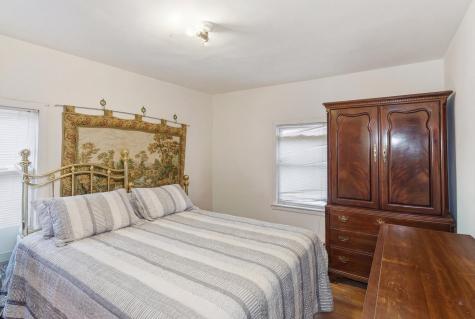 742 Avenue A Bayonne NJ 07002