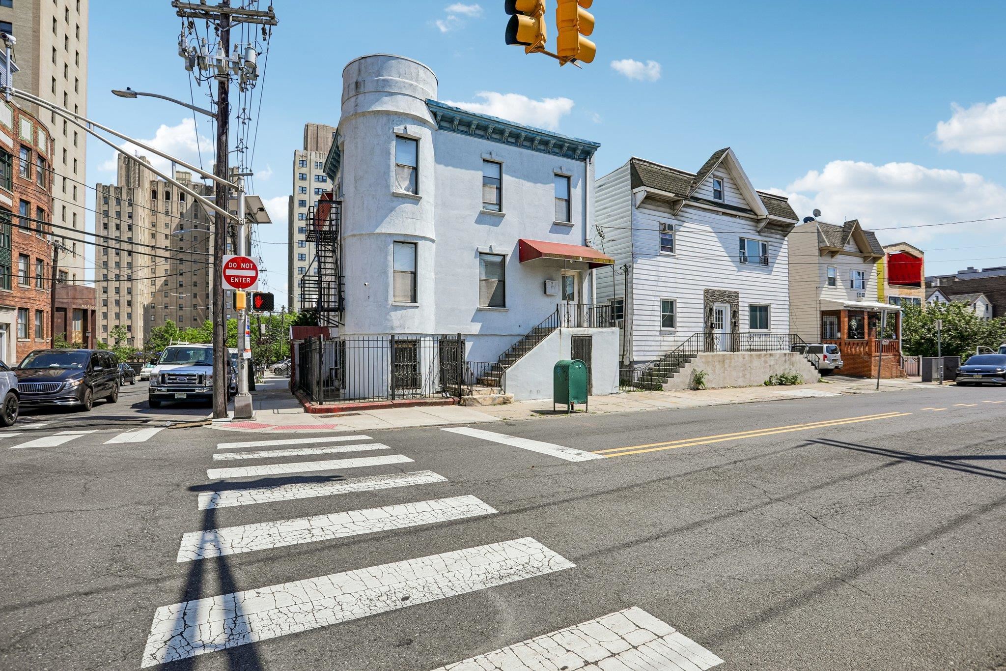 6A Baldwin Avenue Jersey City NJ 07304