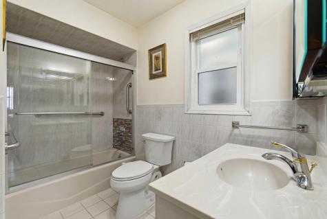 106 Evergreen Street Bayonne NJ 07002