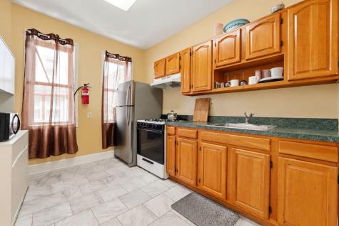 576 32nd Street Union City NJ 07087