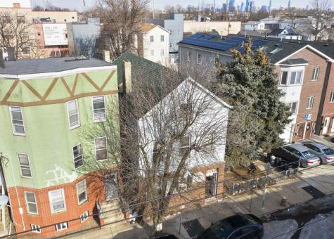 172 Beacon Avenue Jersey City NJ 07306
