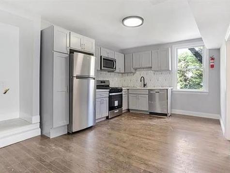172 Beacon Avenue Jersey City NJ 07306