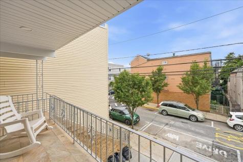 202 41st Street Union City NJ 07087