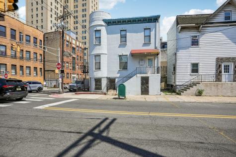 6 Baldwin Avenue Jersey City NJ 07304