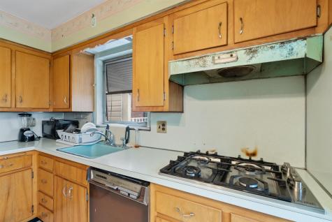 409 69th Street Guttenberg NJ 07093