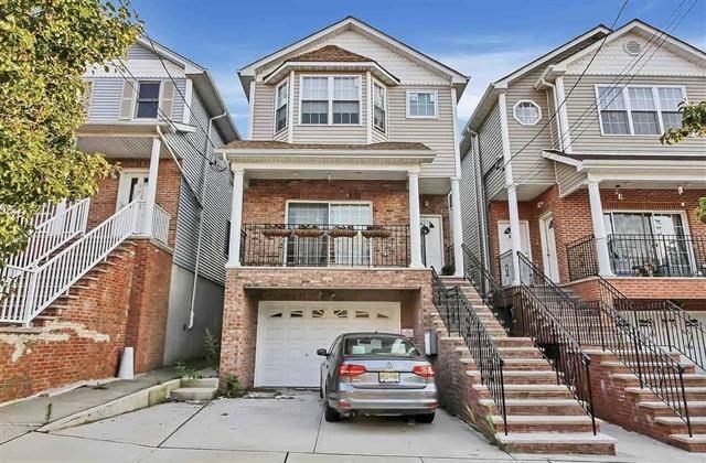 176 West 54th Street Bayonne NJ 07002