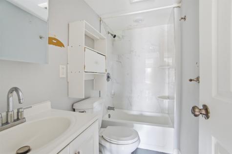 13 Cottage Street Bayonne NJ 07002