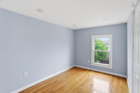 13 Cottage Street Bayonne NJ 07002