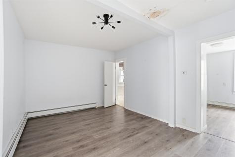 13 Cottage Street Bayonne NJ 07002