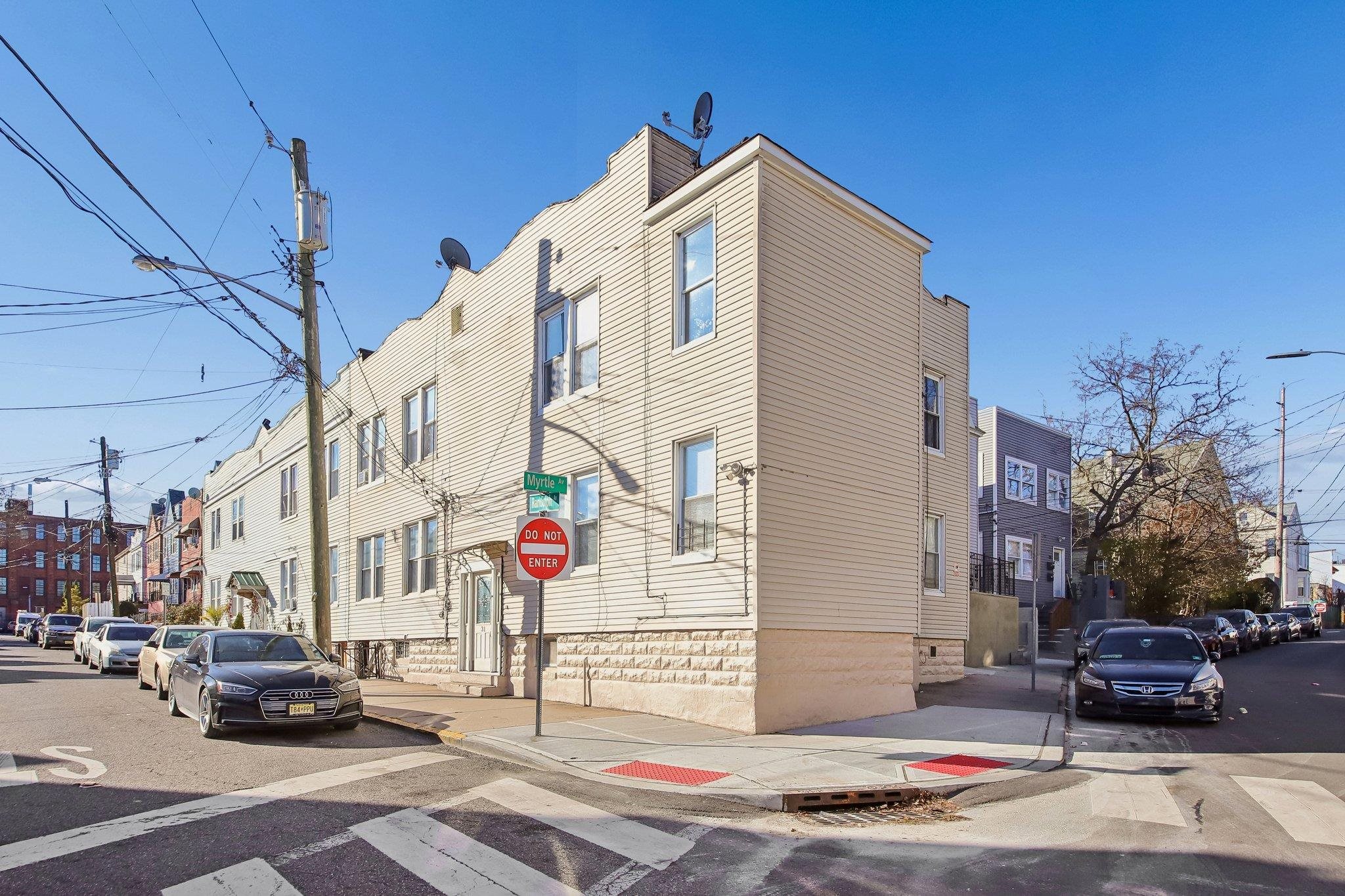 17 Myrtle Avenue Jersey City NJ 07305