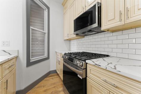 821 18th Street Union City NJ 07087