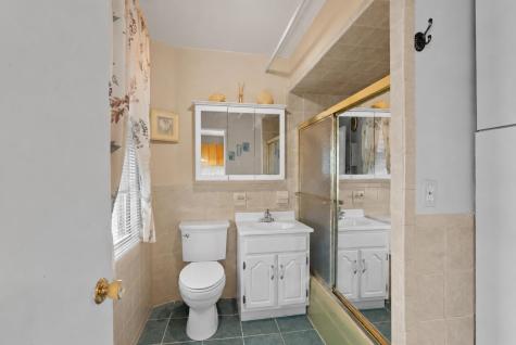 609 38th Street Union City NJ 07087