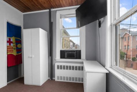 609 38th Street Union City NJ 07087
