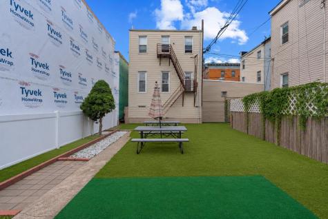 609 38th Street Union City NJ 07087