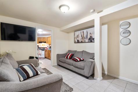 14 48th Street Weehawken NJ 07086