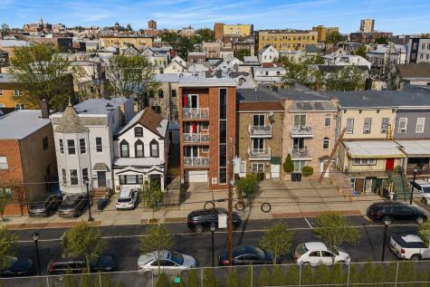 416 2nd Street Union City NJ 07087
