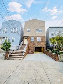 36 West 54th Street Bayonne NJ 07002