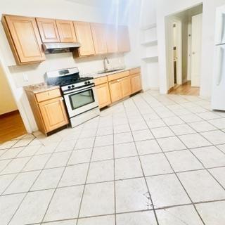 36 West 54th Street Bayonne NJ 07002