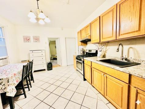 36 West 54th Street Bayonne NJ 07002