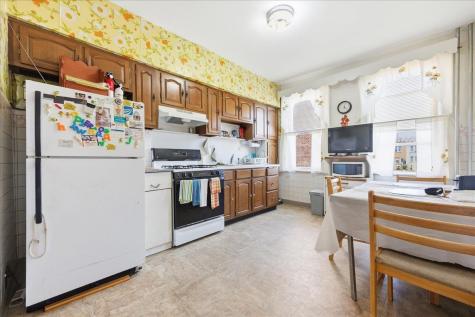 124 61st Street West New York NJ 07093