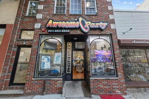 2025 Bergenline Avenue Union City NJ 07087