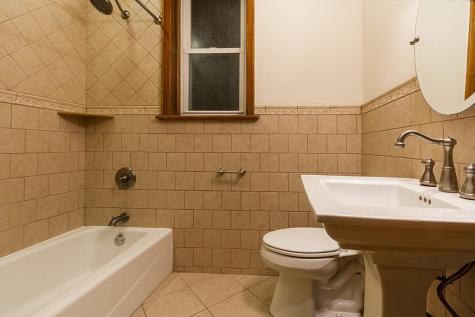 123-125 Newman Avenue Bayonne NJ 07002