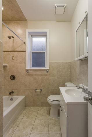 123-125 Newman Avenue Bayonne NJ 07002