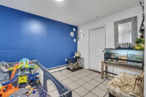 148 19th Street Union City NJ 07087