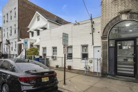 148 19th Street Union City NJ 07087