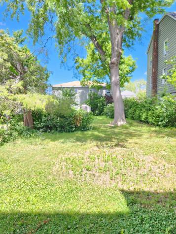 808 76th Street North Bergen NJ 07047