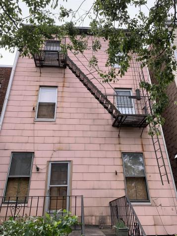 218 Maple Street Weehawken NJ 07086