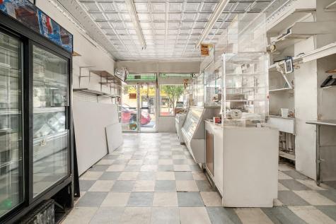 205 34th Street Union City NJ 07087-0000
