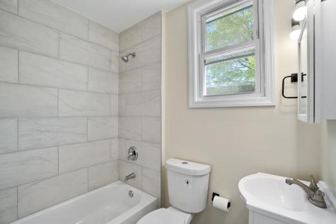 188 Avenue B Bayonne NJ 07002
