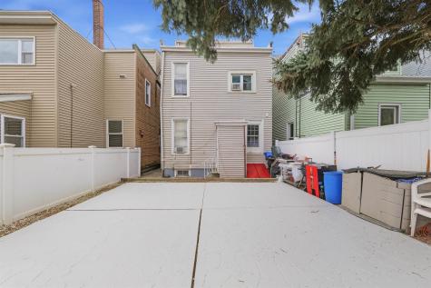 314 21st Street Union City NJ 07087