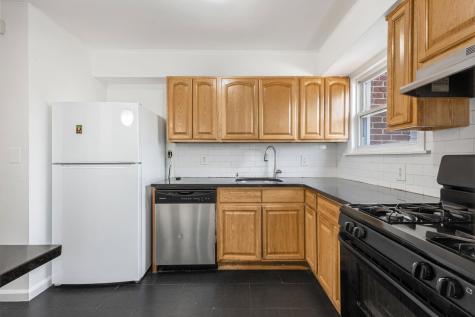180 West 26th Street Bayonne NJ 07002
