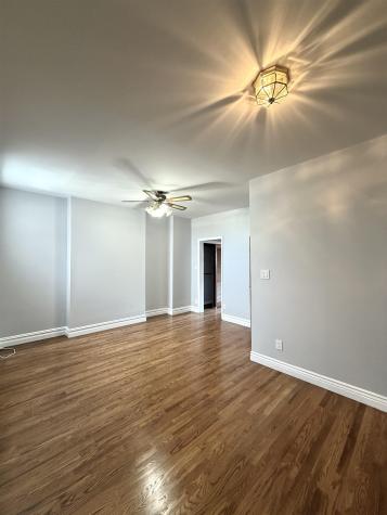 49 East 33rd Street Bayonne NJ 07002