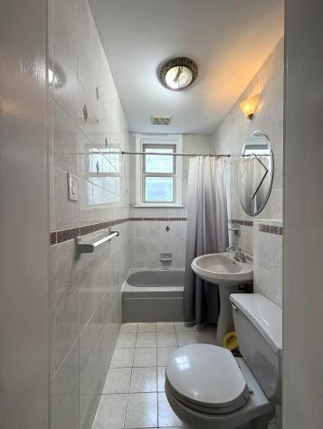 49 East 33rd Street Bayonne NJ 07002