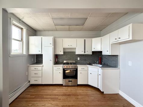 49 East 33rd Street Bayonne NJ 07002