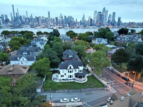 711-715 Boulevard Weehawken NJ 07086